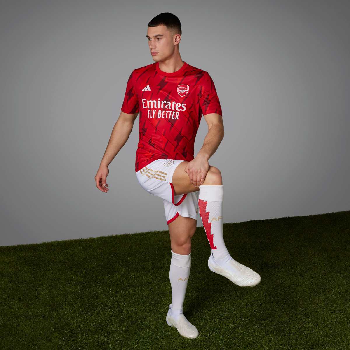 Adidas Camisola de Aquecimento do Arsenal. 8