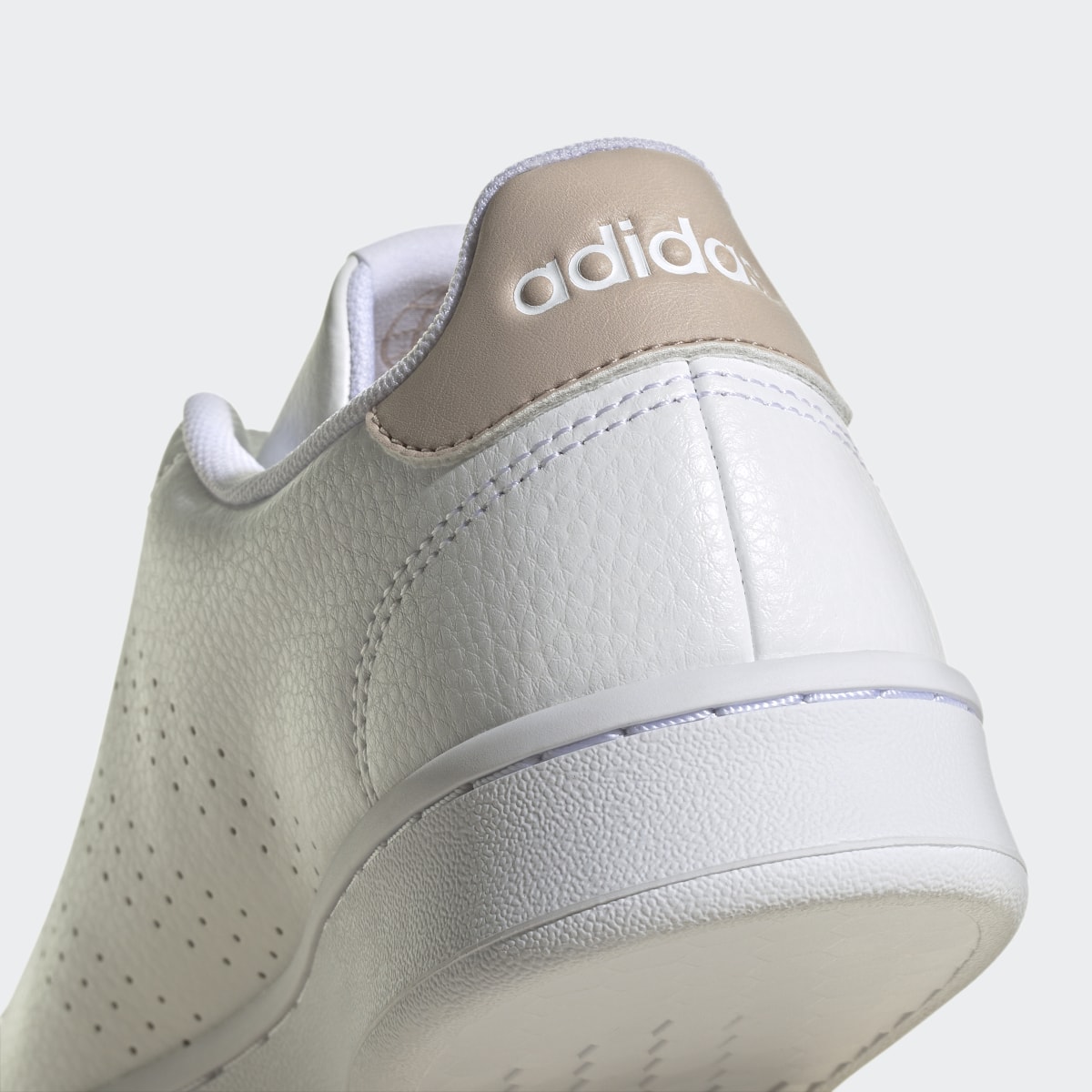 Adidas Advantage Schuh. 10