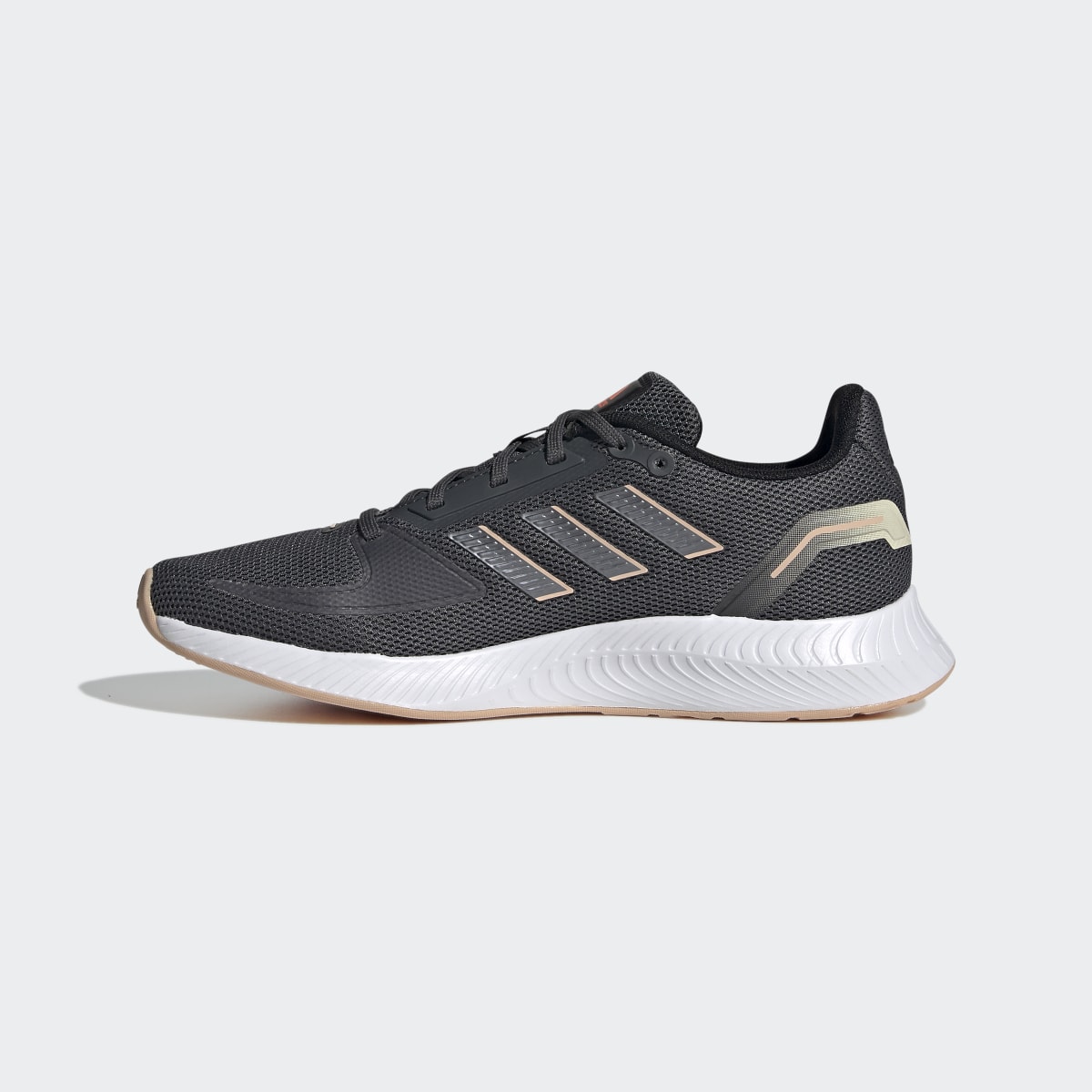 Adidas Chaussure Run Falcon 2.0. 7