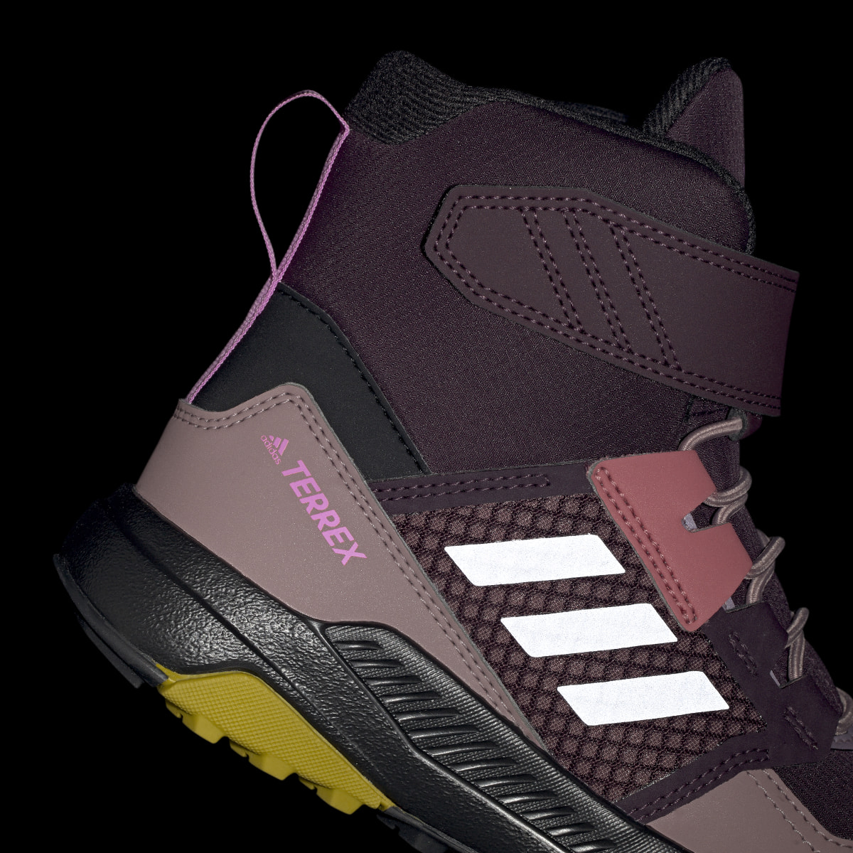 Adidas Scarpe da hiking Terrex Trailmaker High COLD.RDY. 4