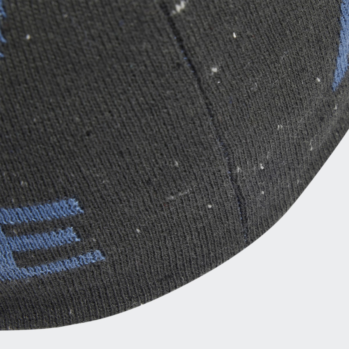 Adidas Adventure Beanie. 4