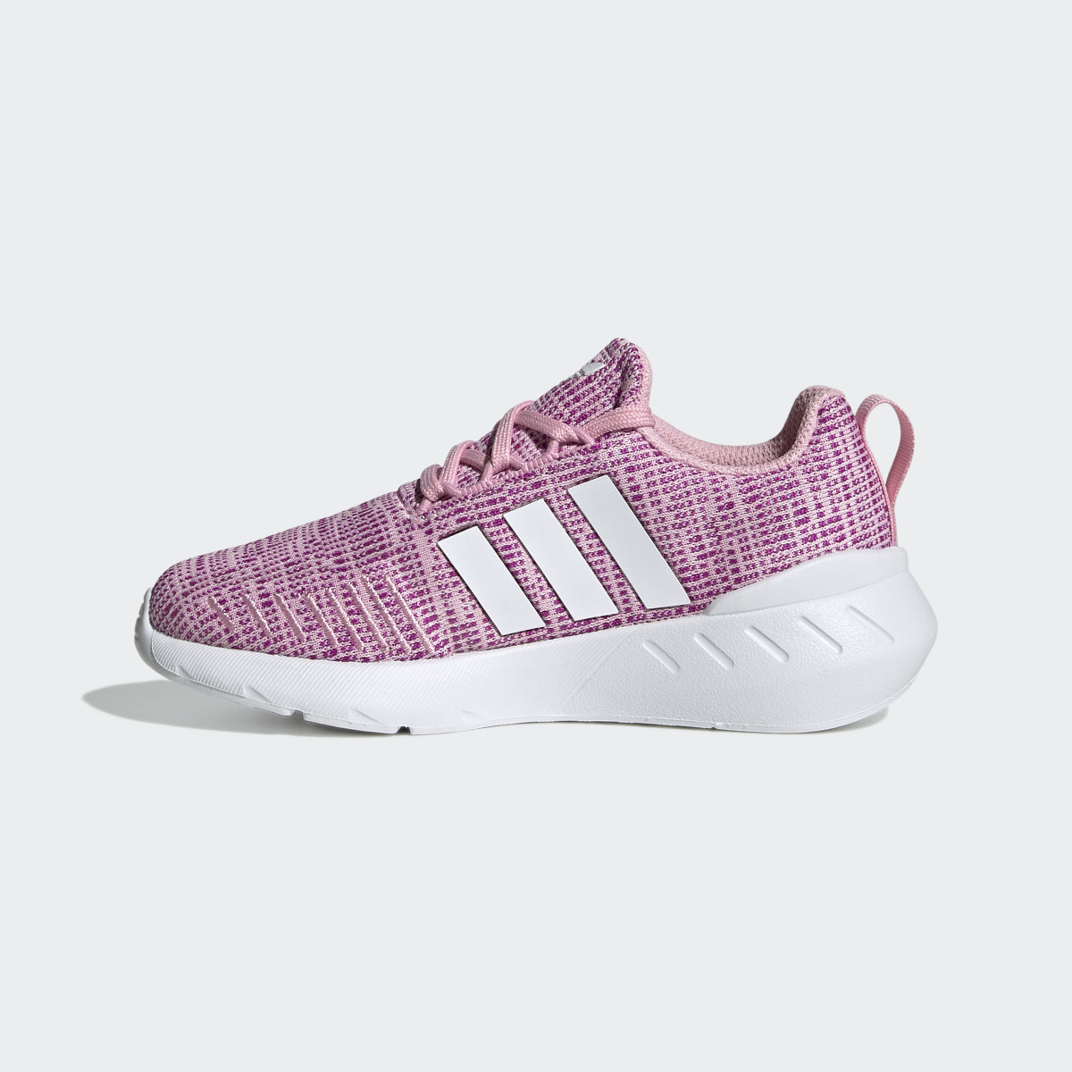 Adidas Swift Run 22 Shoes. 7