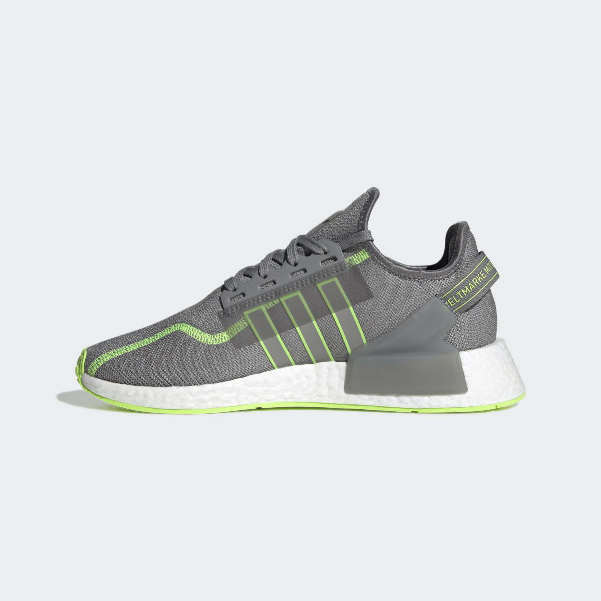 Adidas Chaussure NMD_R1 V2. 7