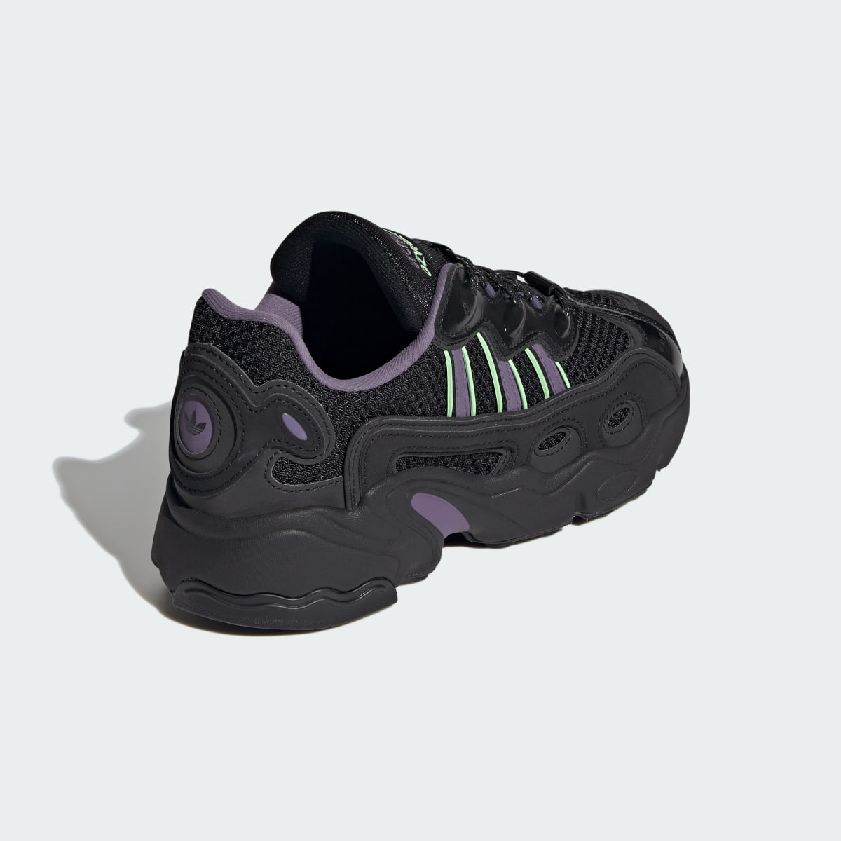 Adidas OZWEEGO OG Shoes. 6