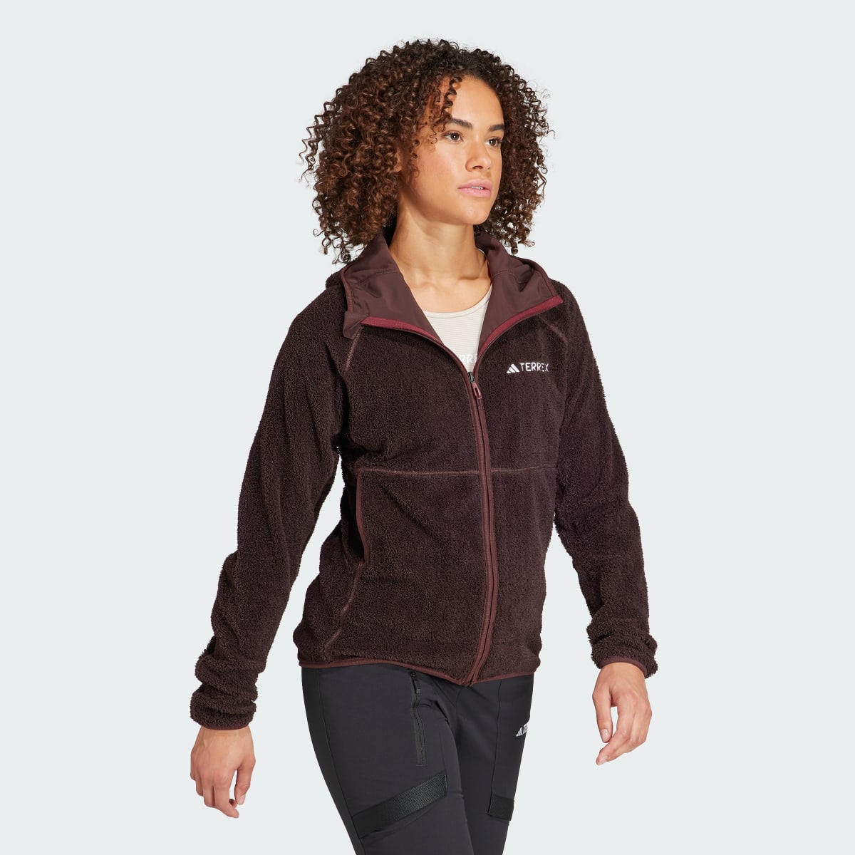 Adidas CHAQUETA CON CAPUCHA TERREX TECHROCK REVERSIBLE HIGH PILE FLEECE. 5