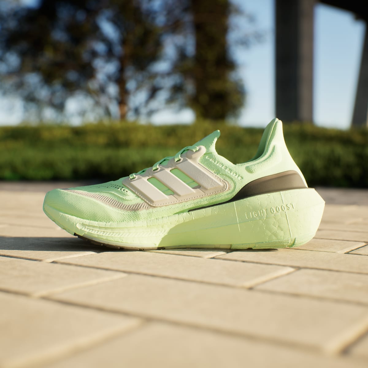 Adidas Ultraboost Light Laufschuh. 6