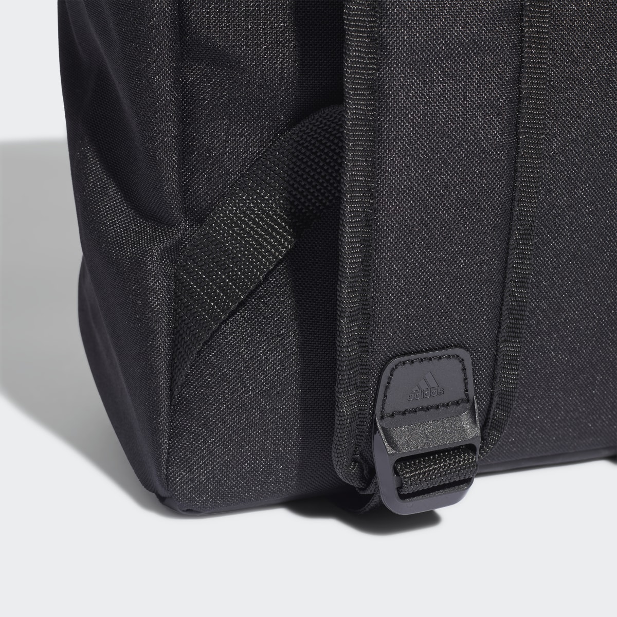 Adidas Daily II Rucksack. 6