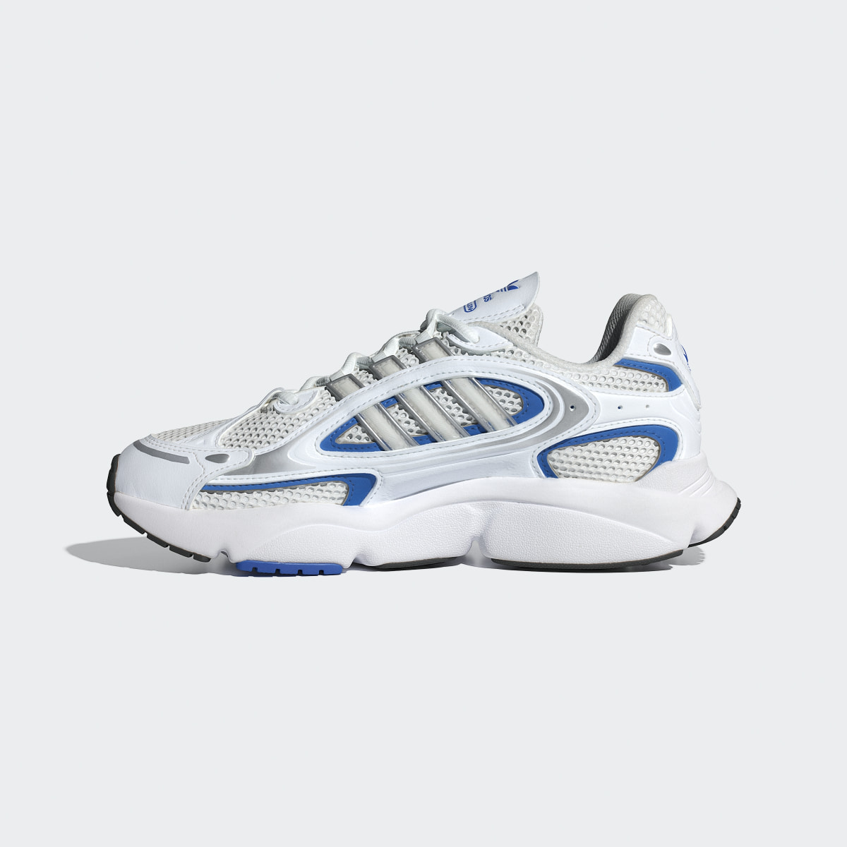 Adidas Chaussure OZMILLEN. 7