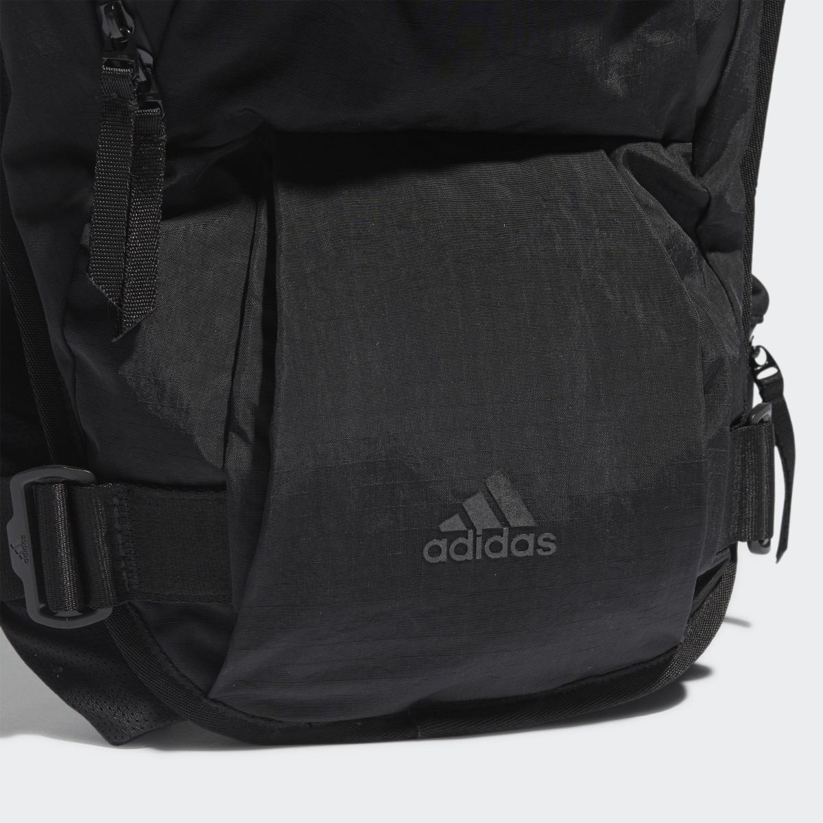 Adidas X-City Hybrid Bag. 6