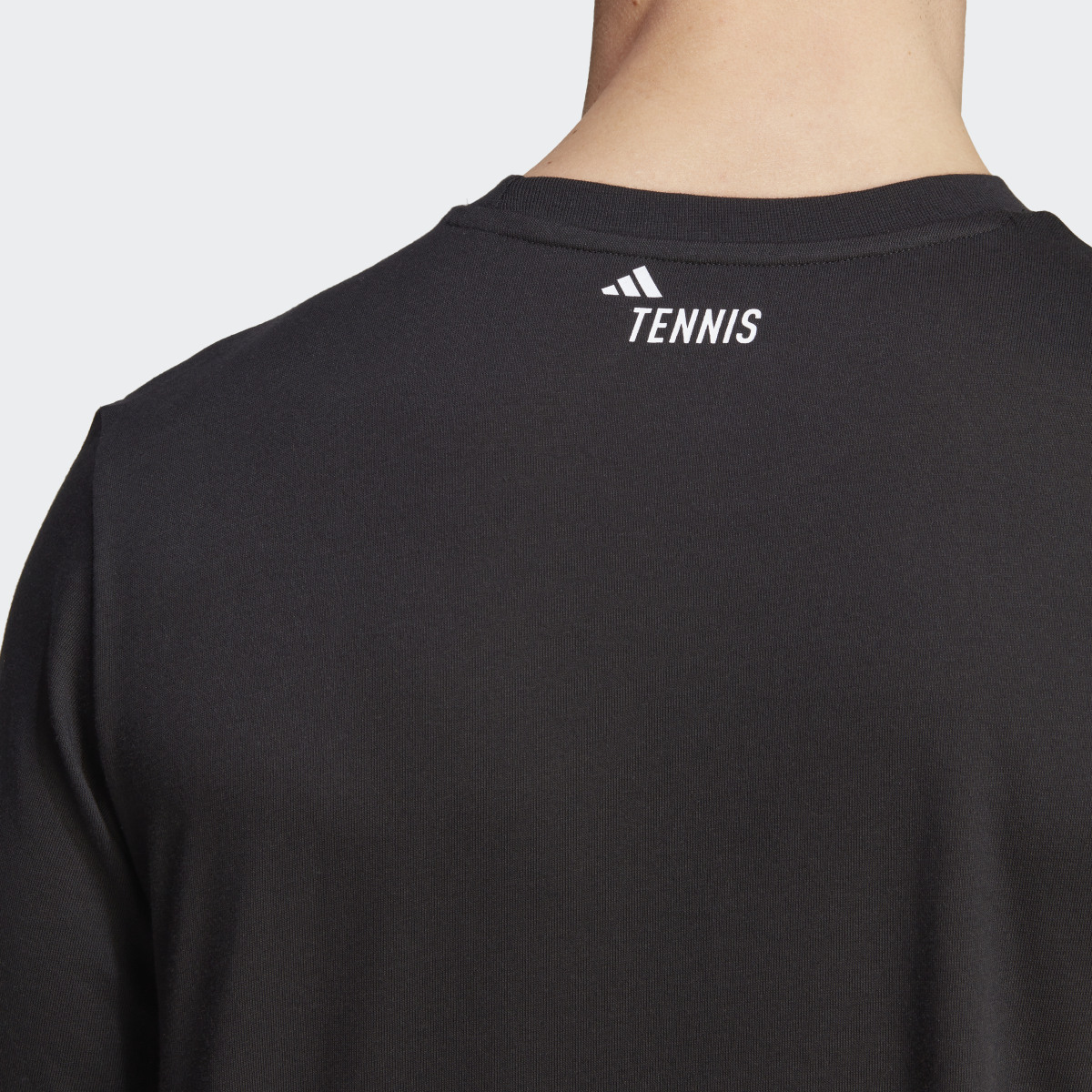 Adidas T-shirt de tennis graphique AEROREADY. 7
