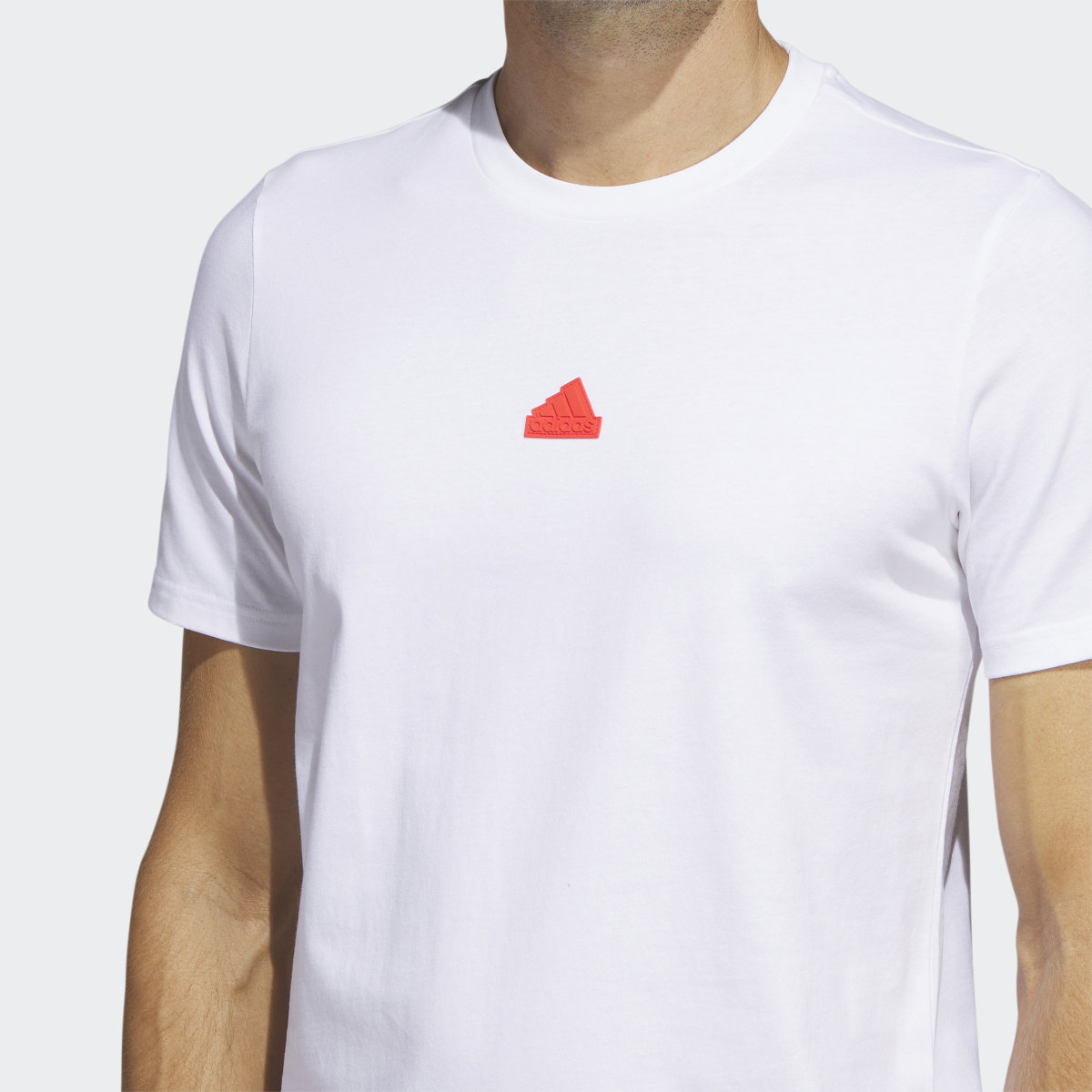 Adidas Future Icons Graphic Short Sleeve Tişört. 6 Adidas Future Icons Graphic Short Sleeve Tişört. 6