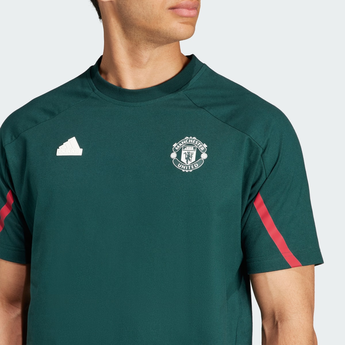 Adidas Manchester United Designed for Gameday Tişört. 6