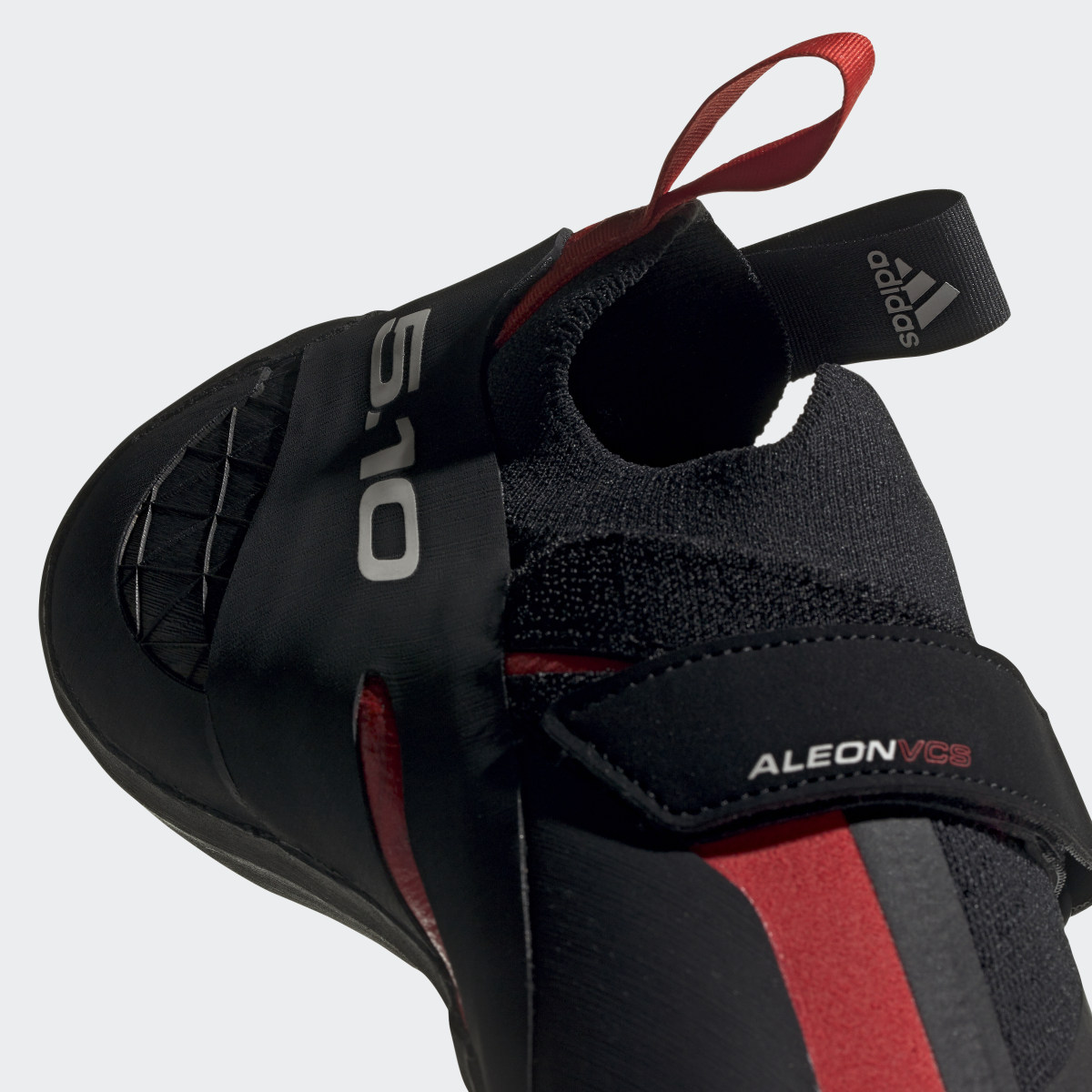 Adidas Five Ten Aleon Climbing Shoes. 10