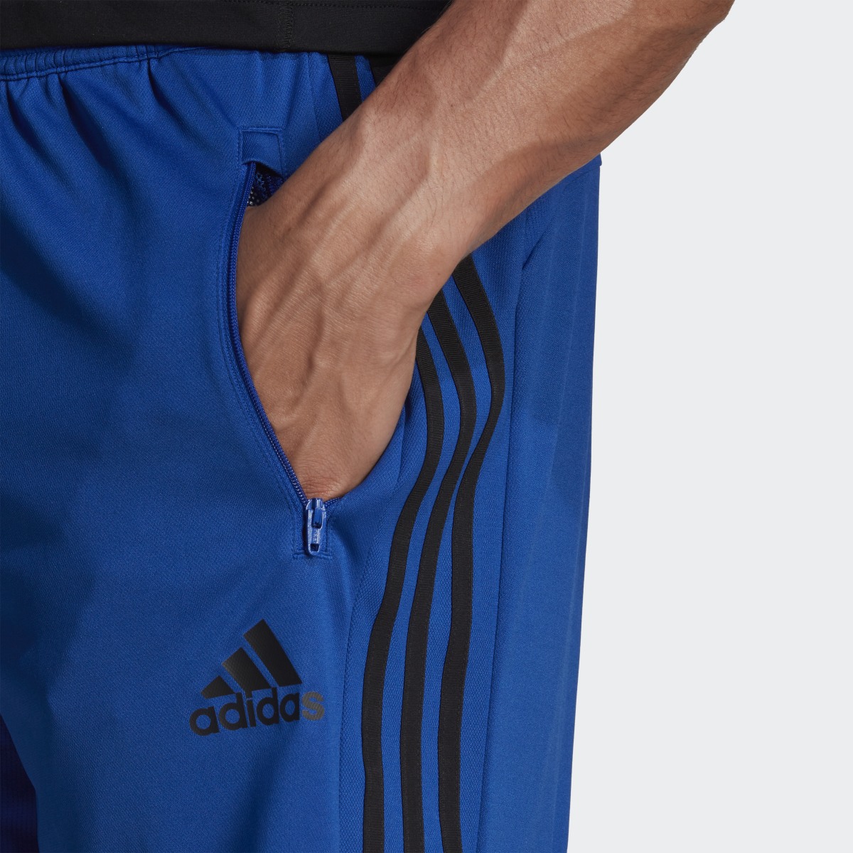 Adidas Primeblue Designed To Move Sport 3-Stripes Şort. 6