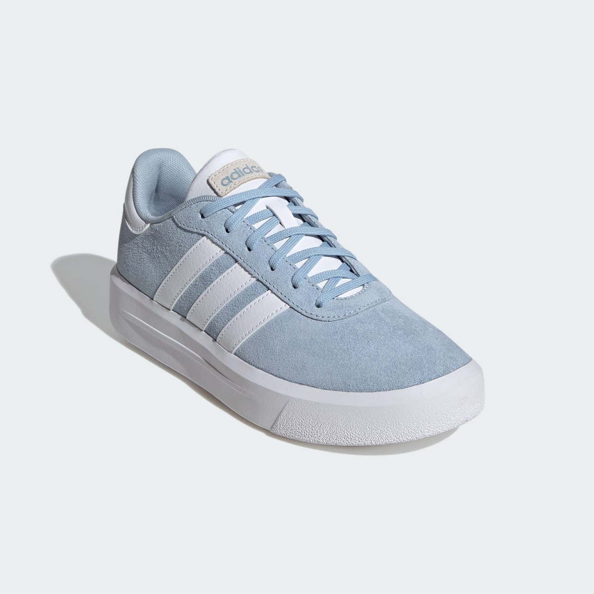 Adidas Chaussure Court Silk. 5