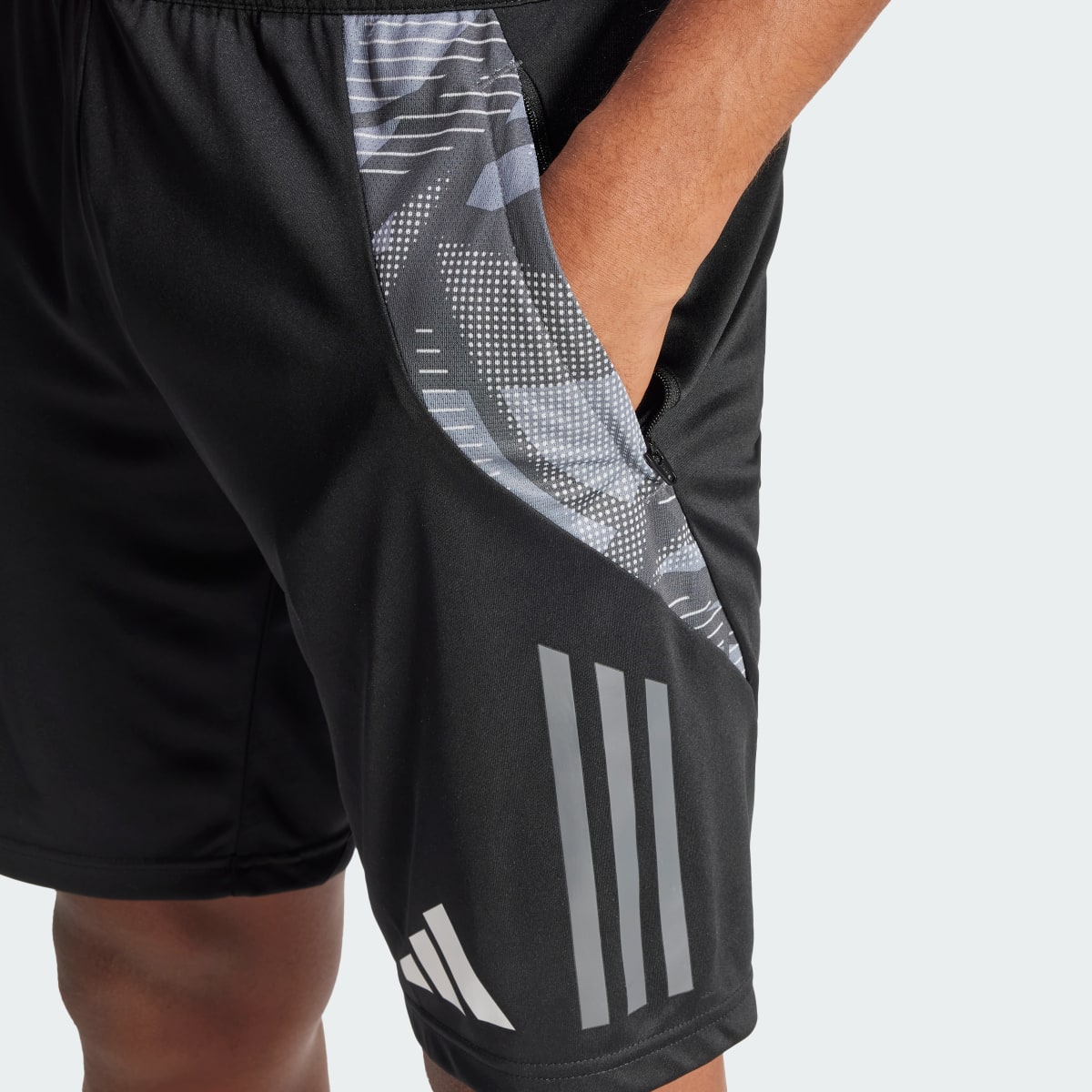 Adidas Short da allenamento Tiro 24 Competition. 7