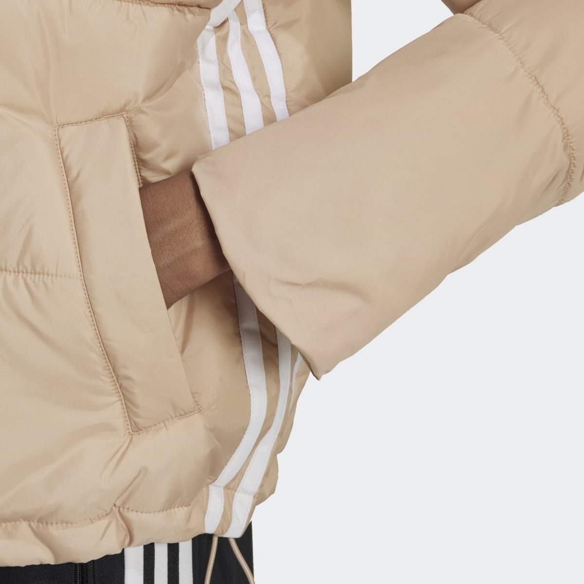 Adidas Short Puffer Jacke. 6