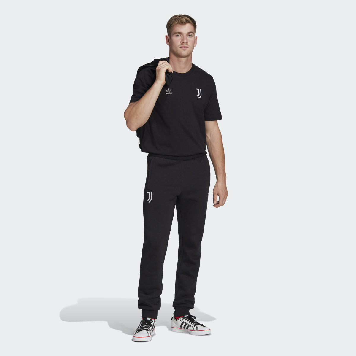 Adidas Pantalón Essentials Trefoil Juventus. 4