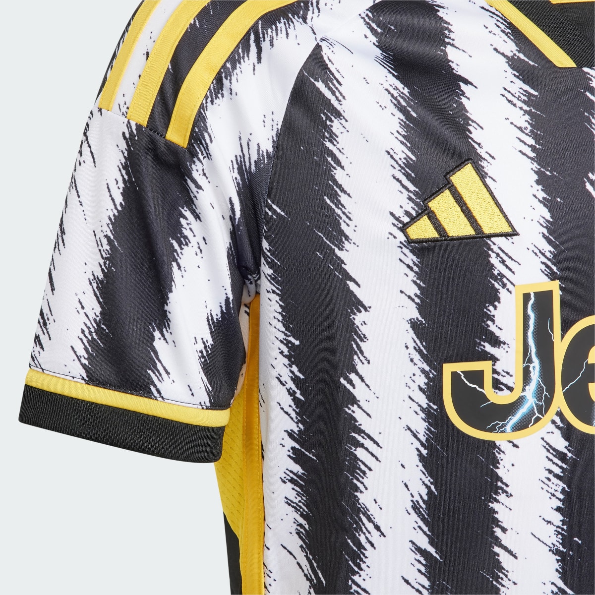 Adidas Jersey Uniforme Local Juventus 23/24 Niños. 5