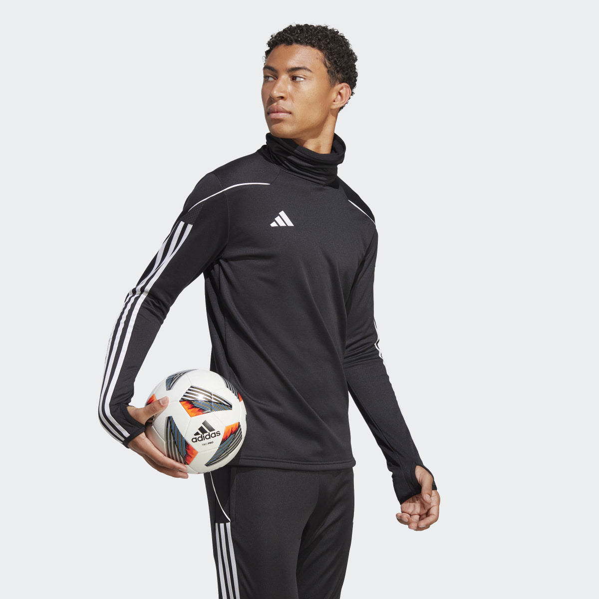 Adidas Tiro 23 League Warm Top. 4