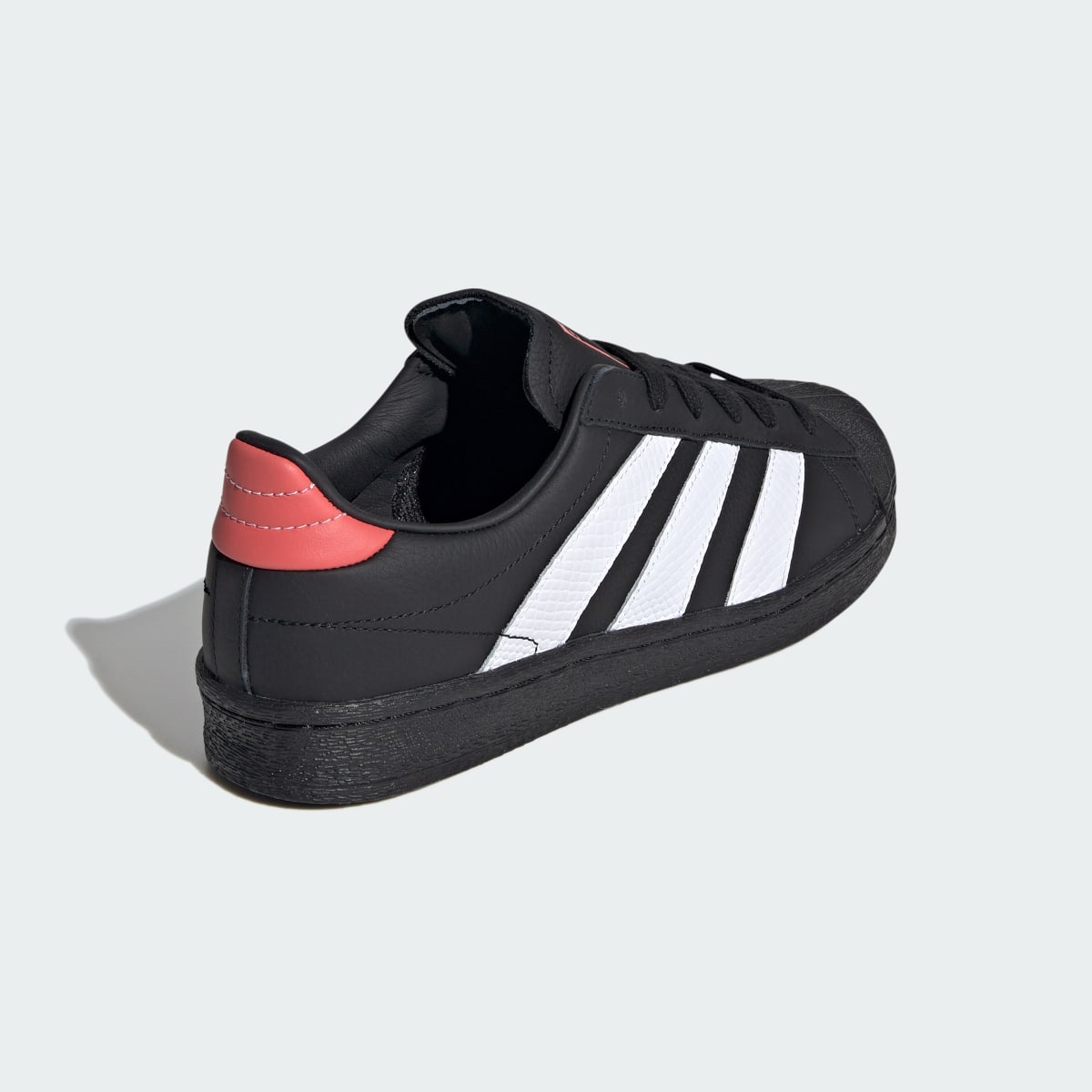 Adidas Zapatilla Superstar 82. 6