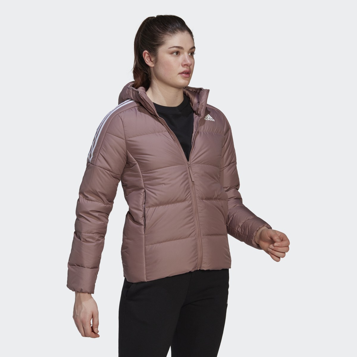 Adidas Chaqueta de plumón con capucha Essentials Midweight. 5