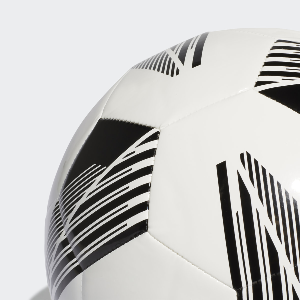 Adidas Pallone Tiro Club. 5