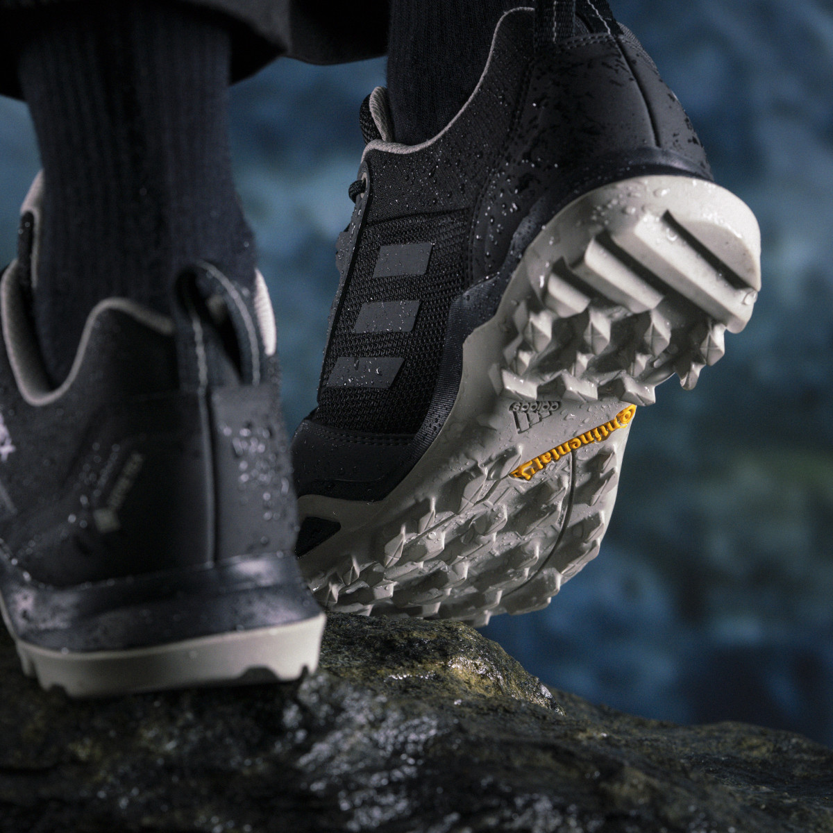 Adidas Scarpe da hiking Terrex AX3 GORE-TEX. 7