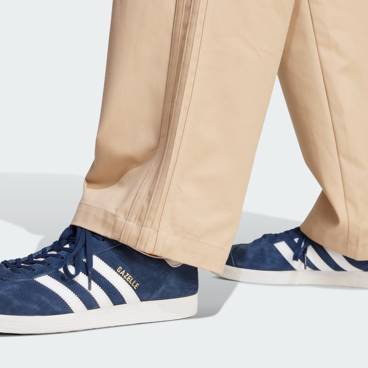 Adidas Spodnie Nice Chino. 5