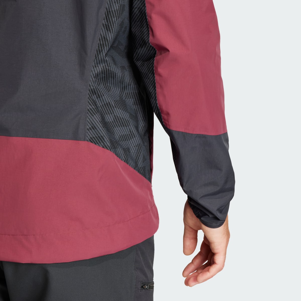 Adidas Chaqueta impermeable TERREX Xperior Hybrid RAIN.RDY. 14