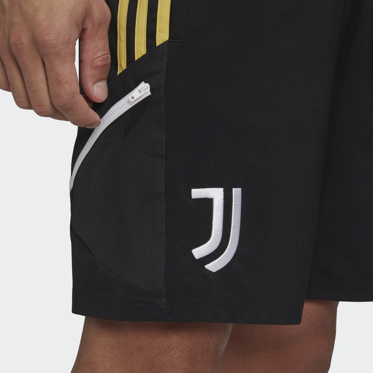 Adidas Juventus Condivo 22 Downtime Shorts. 5