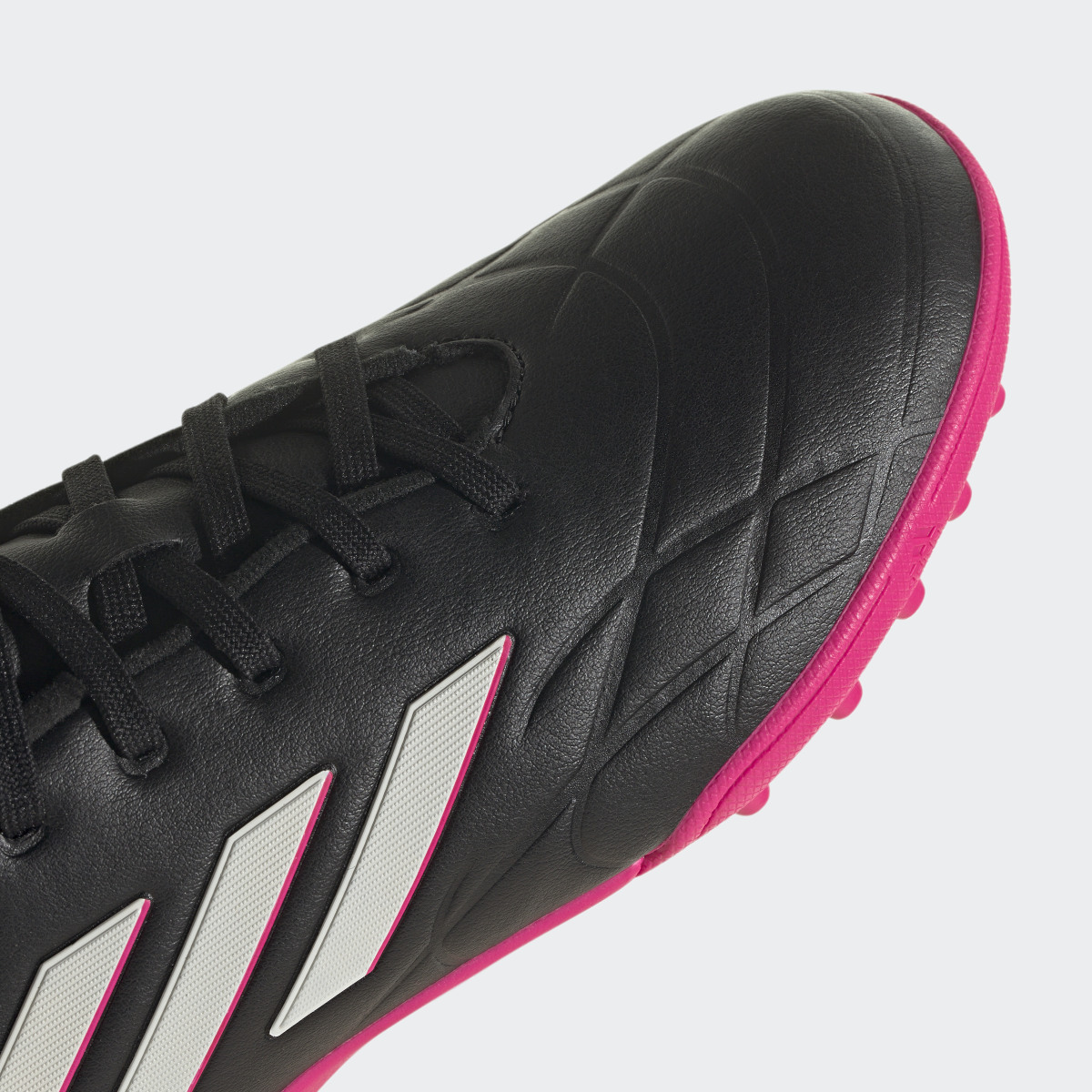 Adidas Botas de Futebol Copa Pure.3 – Piso sintético. 9