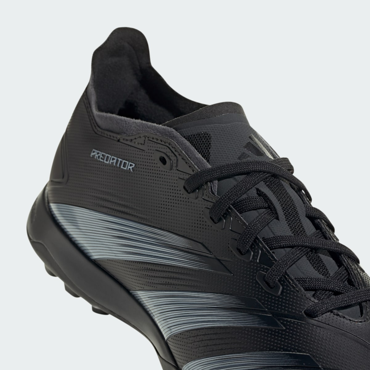 Adidas Predator 24 League Low TF Fußballschuh. 10