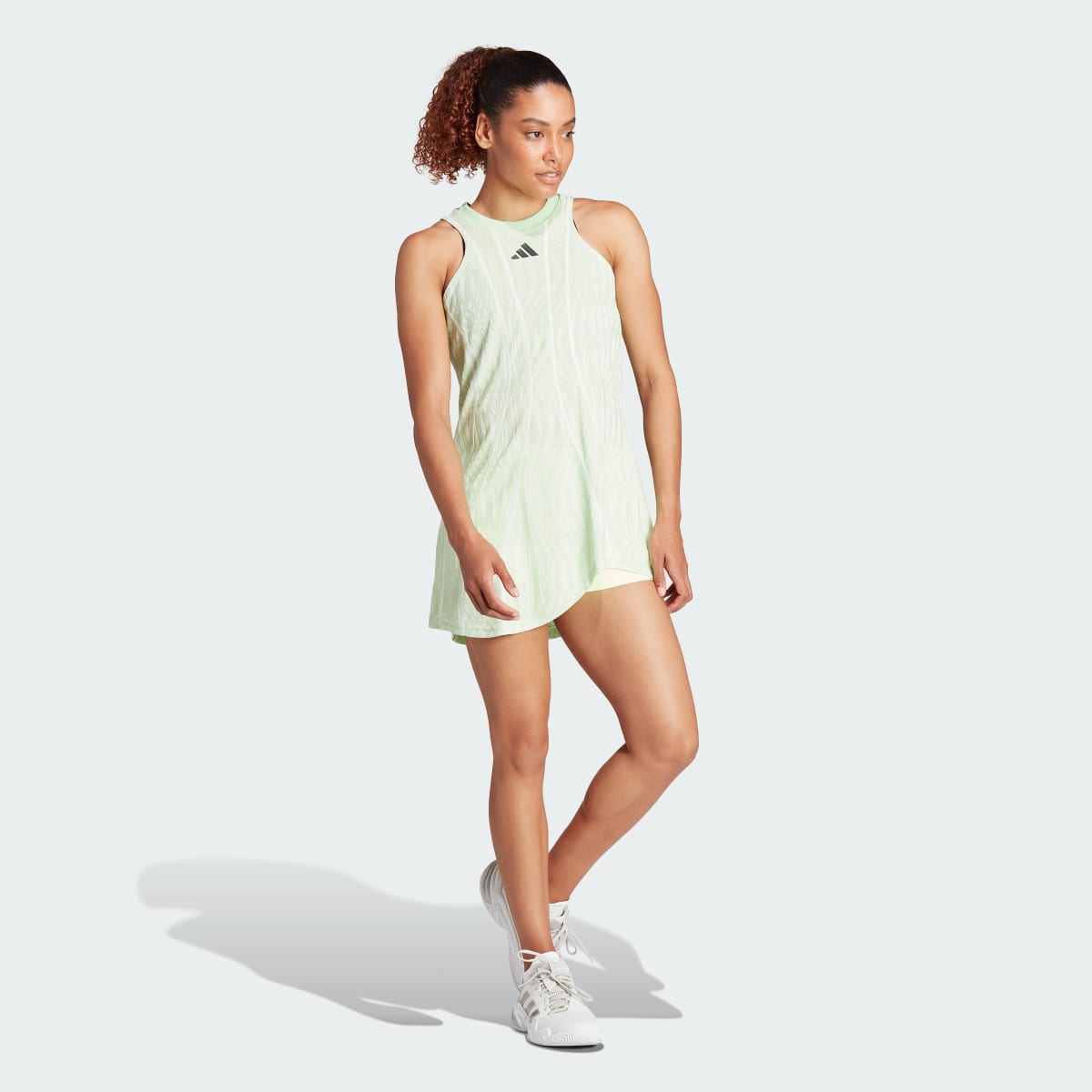 Adidas Tennis Airchill Pro Dress. 7