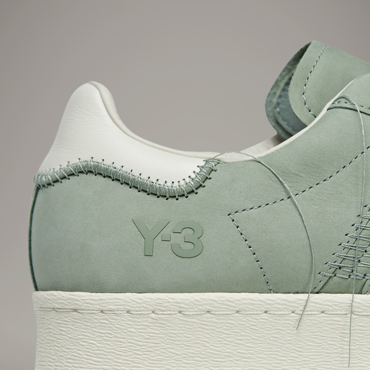 Adidas Y-3 SUPERSTAR. 10