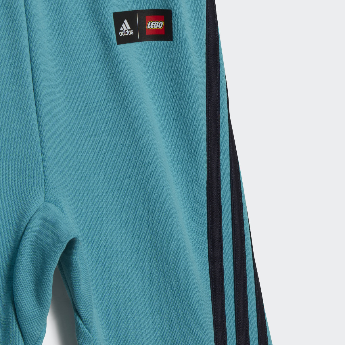 Adidas x Classic LEGO Jacke und Hose Set. 9