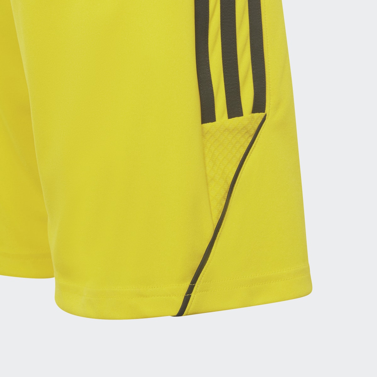 Adidas Tiro 23 League Shorts. 6