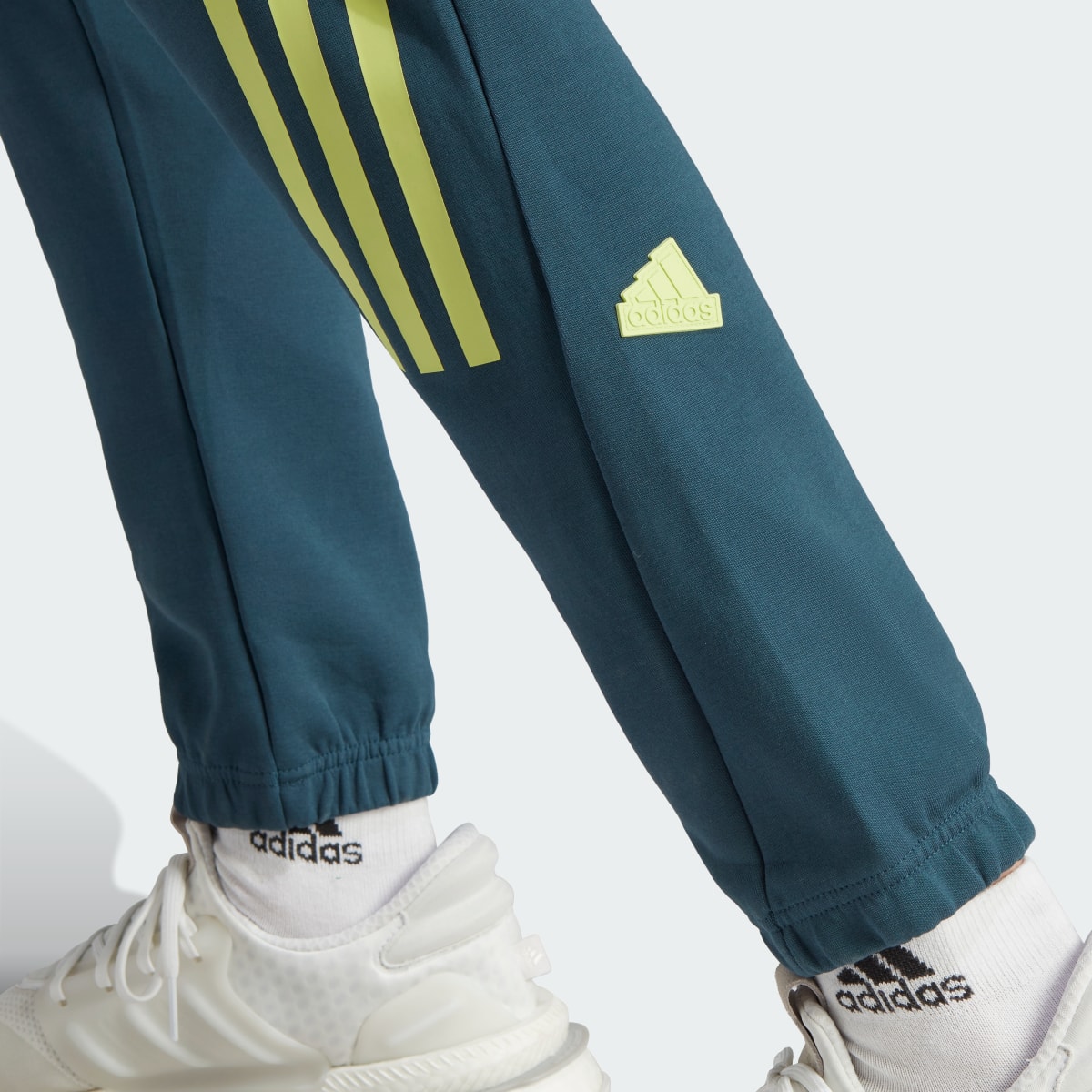 Adidas Future Icons 3-Stripes Joggers. 5