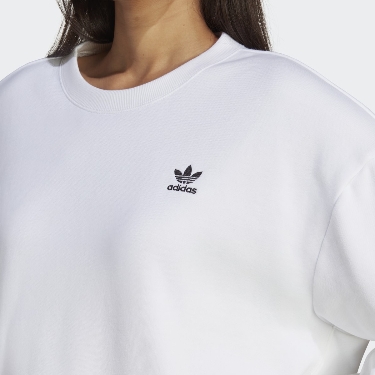 Adidas Adicolor Classics Sweatshirt. 6