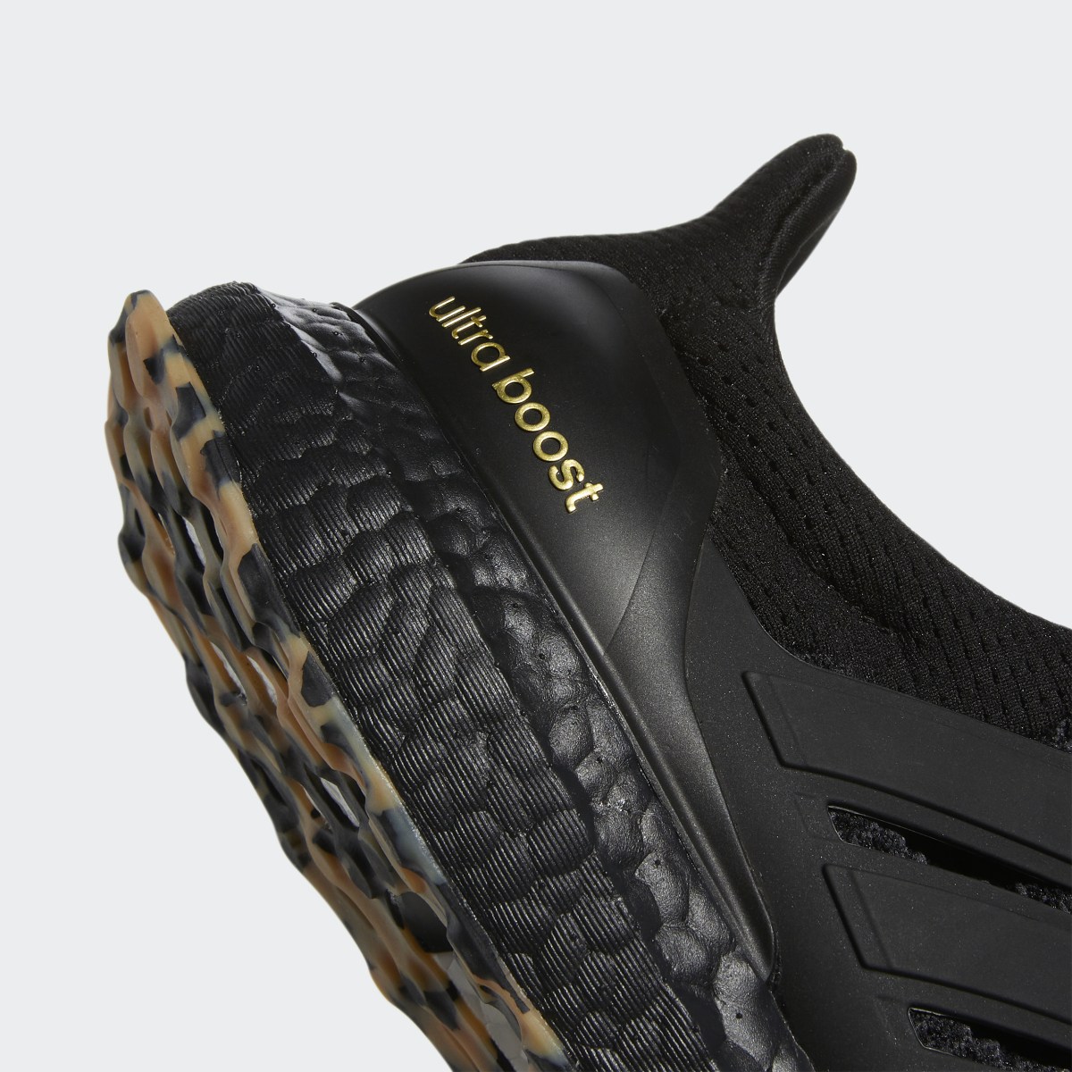 Adidas Chaussure de running Ultraboost 1.0 DNA Sportswear Lifestyle. 11