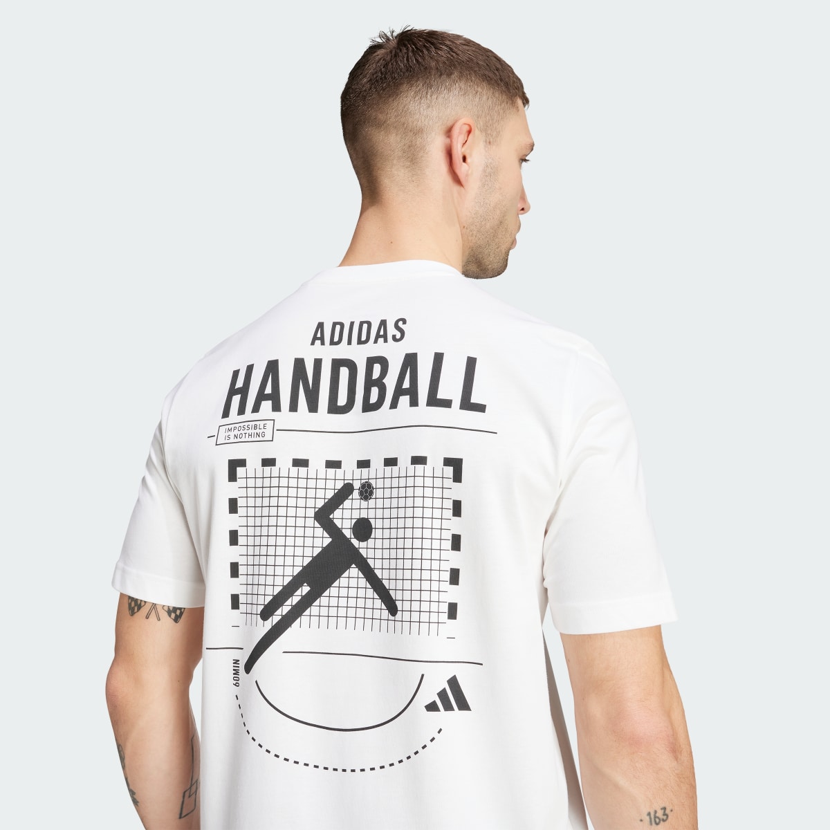 Adidas T-shirt graphique Handball Category. 7