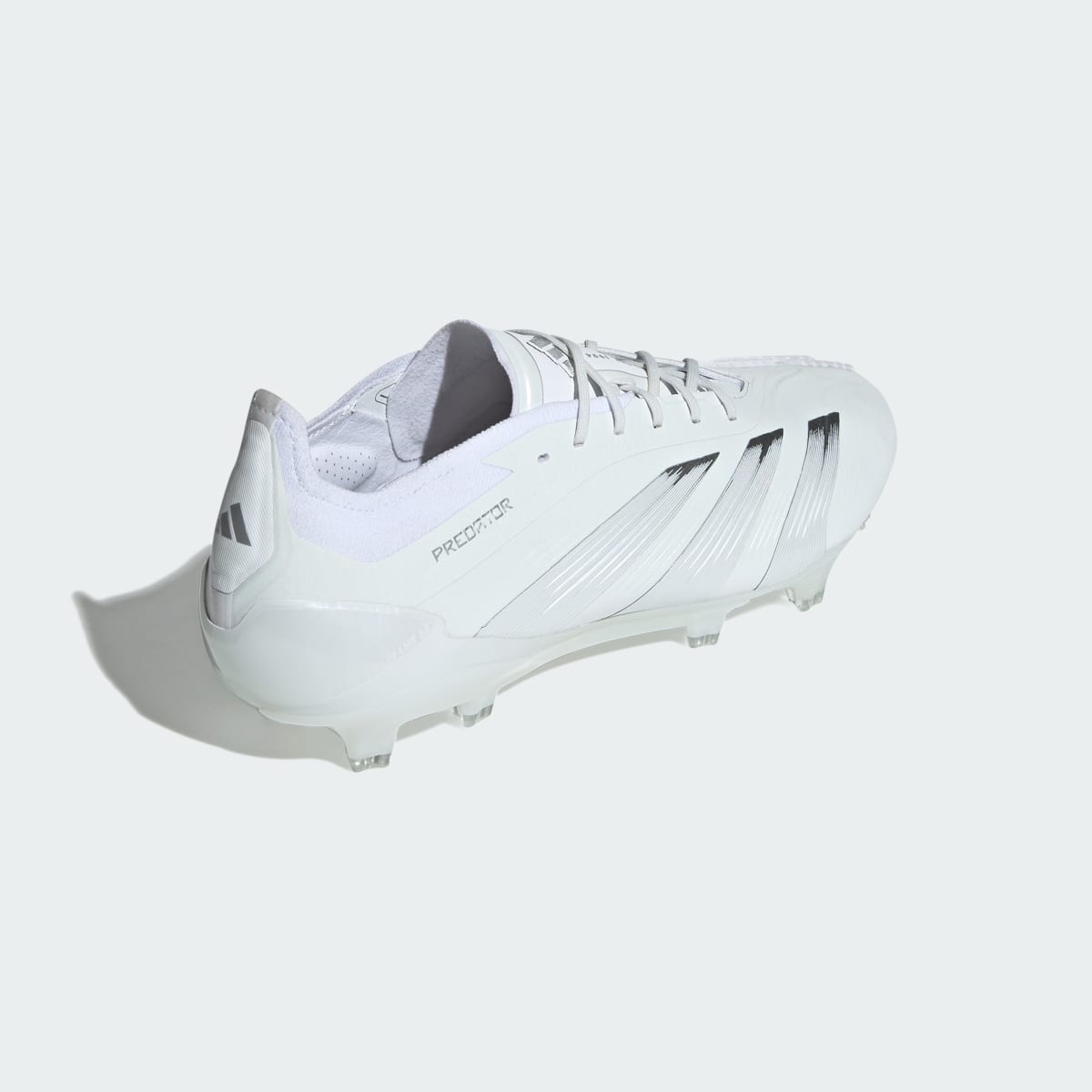 Adidas Chaussure de football Predator Elite Terrain souple. 7