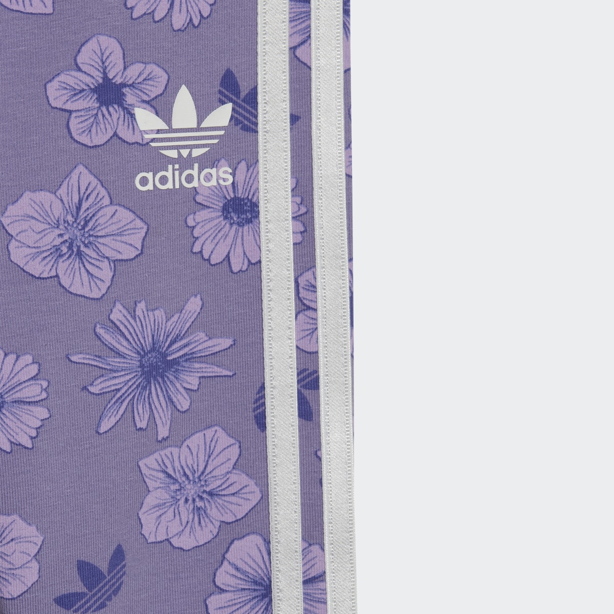 Adidas Conjunto camiseta y mallas Floral. 9