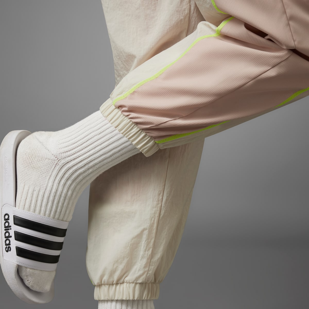 Adidas Pantalón Lift Your Mind Low-Rise. 8