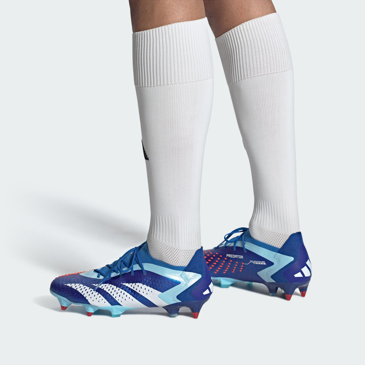 Adidas Botas de Futebol Predator Accuracy.1 Low – Piso Mole. 5