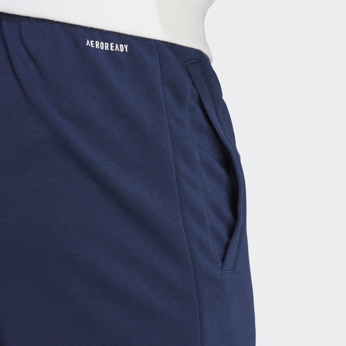 Adidas Pantaloni da tennis Club Teamwear Graphic. 5