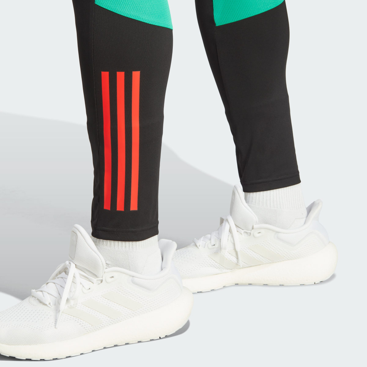 Adidas Pantalón Manchester United Tiro 23 Pro. 6