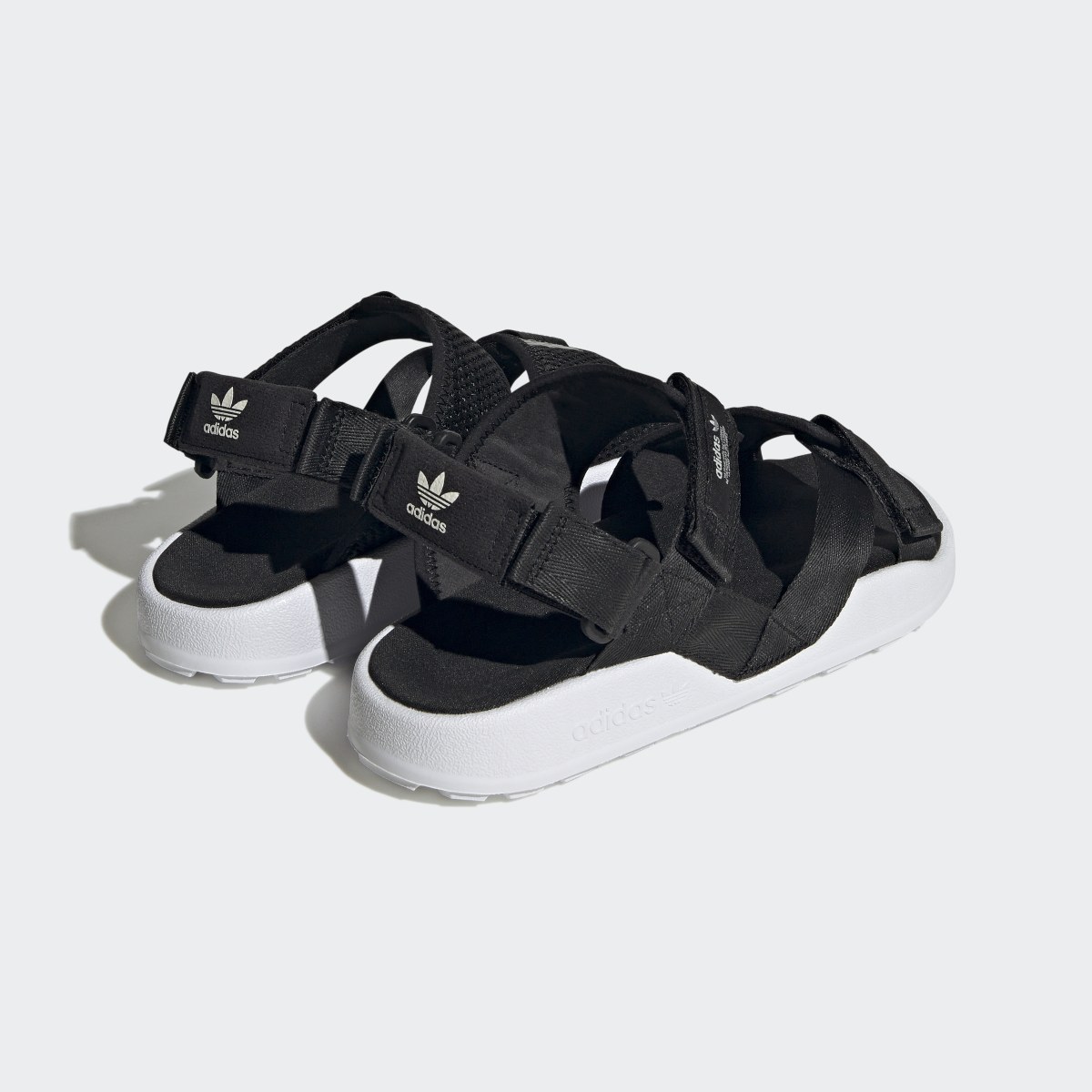 Adidas Claquette Adilette Adventure. 9