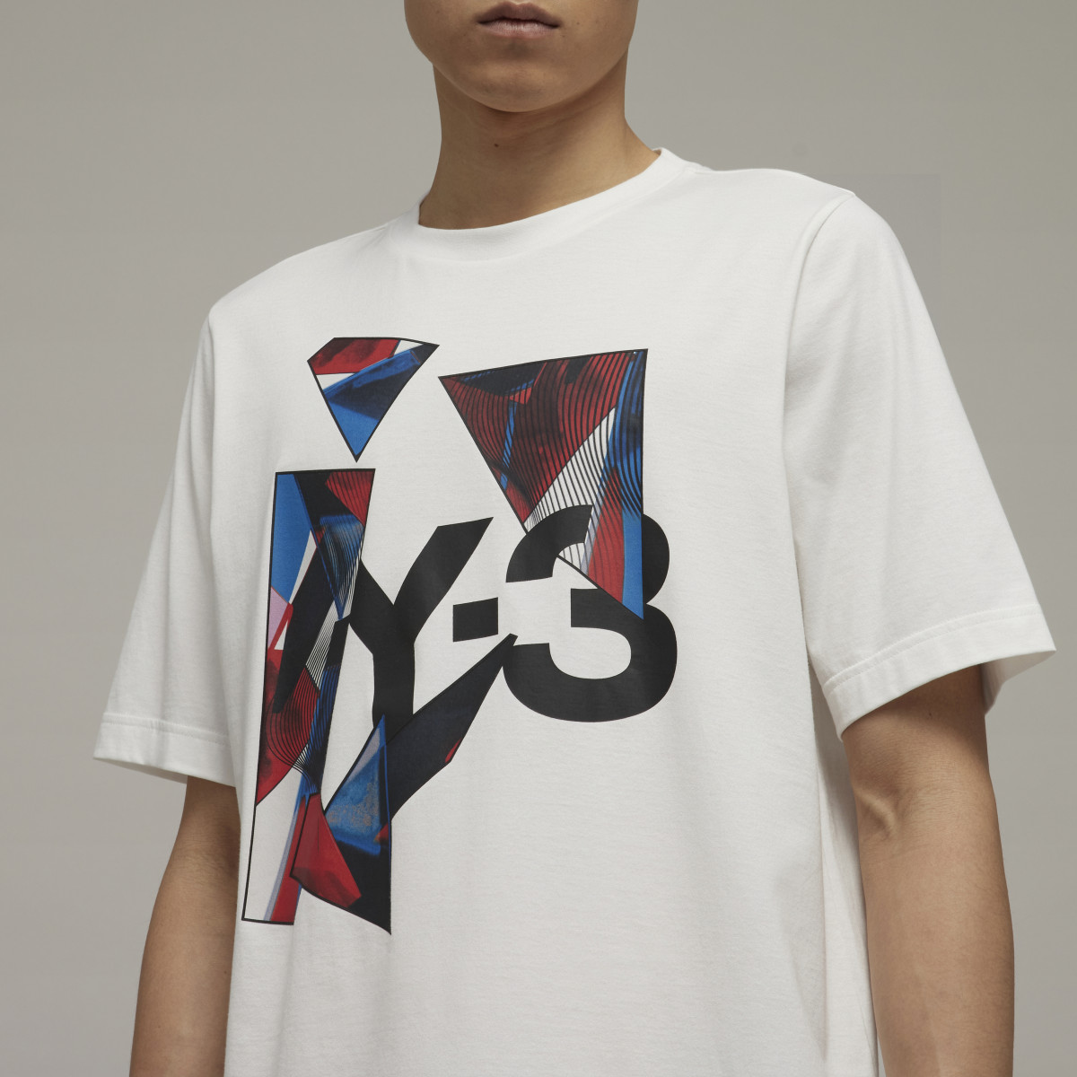 Adidas Y-3 GRAPHIC SS. 7