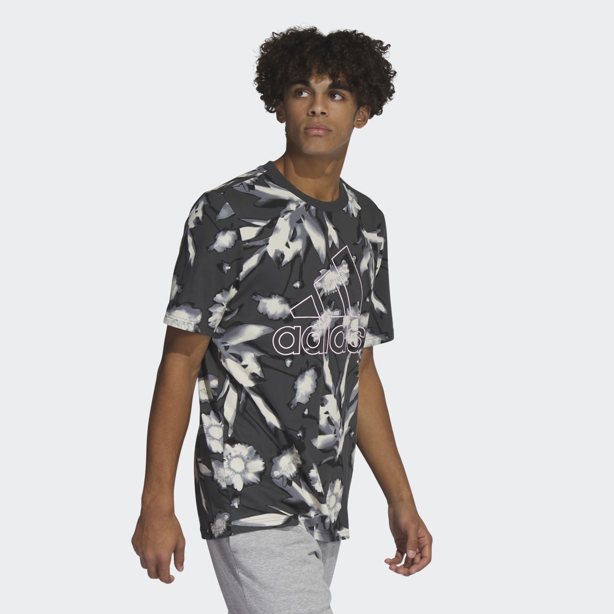 Adidas Playera Estampada Bloom (Unisex). 4